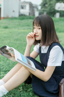 药屋少女的呢喃